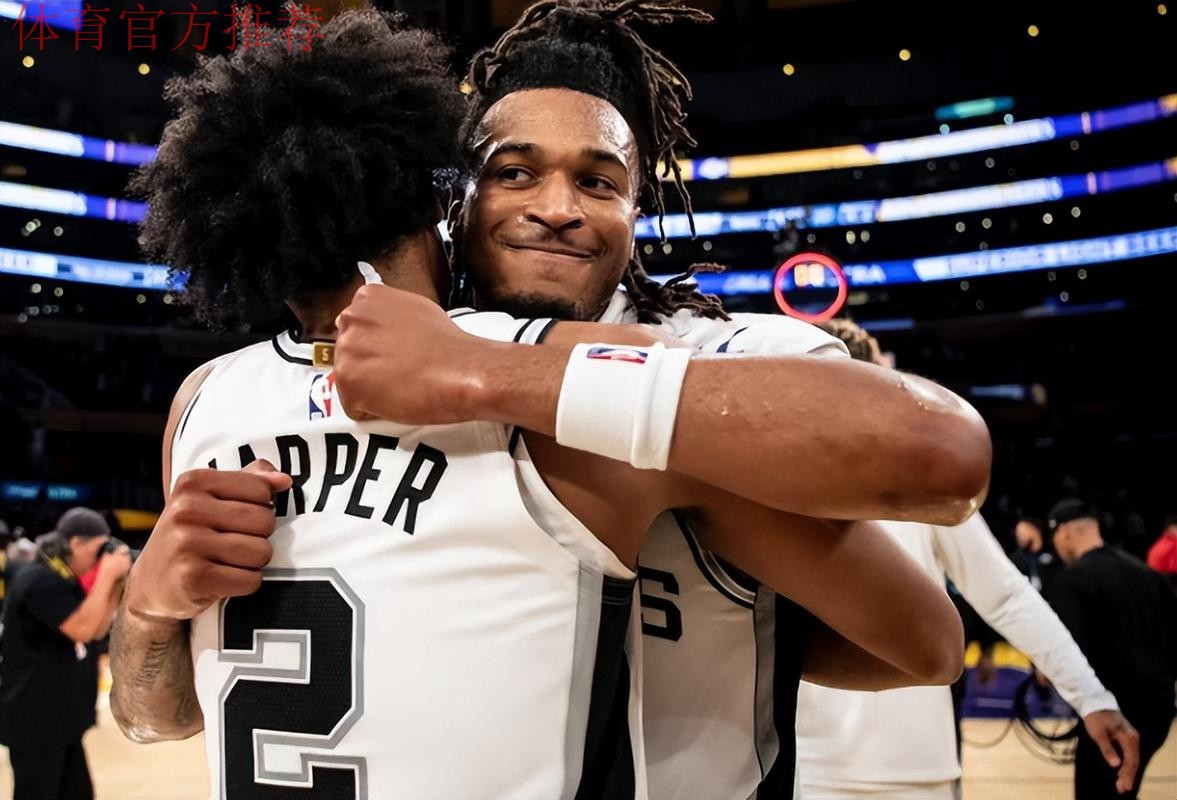 NBA杯半决赛12月14日开战：尼克斯VS魔术 马刺VS雷霆