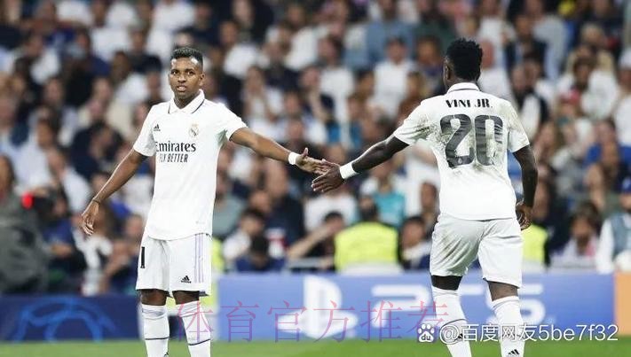 皇萨文和国米巴黎都关注帕瓦尔 球员优先考虑留拜仁 皇萨文和国米巴黎都关注帕瓦尔 球员优先考虑留拜仁